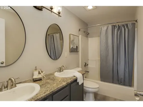 9711 SE Top O Scott Street Happy Valley OR 97086