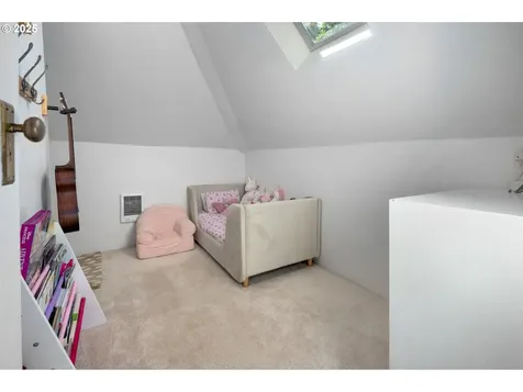 210 SE 60th Avenue Portland OR 97215