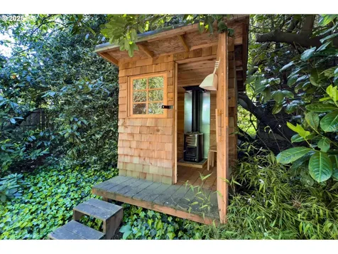 210 SE 60th Avenue Portland OR 97215
