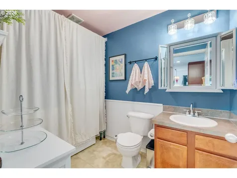 4819 SE Rex Drive Portland OR 97206