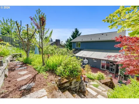 4819 SE Rex Drive Portland OR 97206
