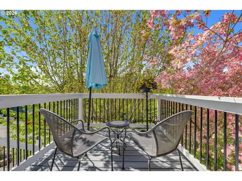 4819 SE Rex Drive Portland OR 97206