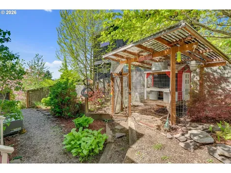 4819 SE Rex Drive Portland OR 97206