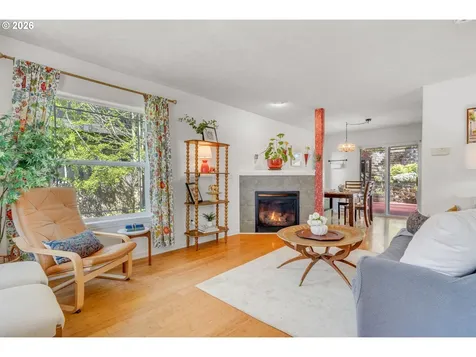 4819 SE Rex Drive Portland OR 97206
