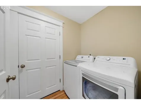 2207 8th Street Tillamook OR 97141