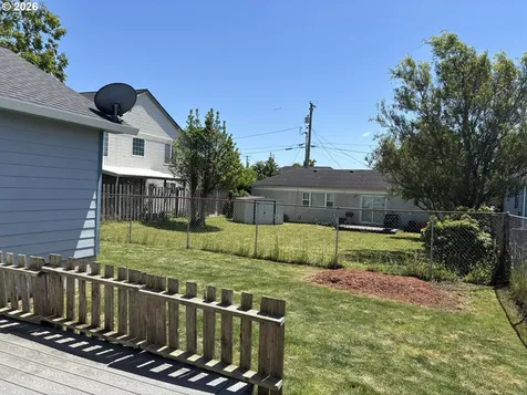 2207 8th Street Tillamook OR 97141