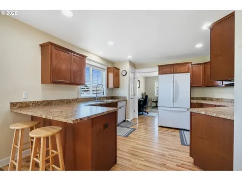 2207 8th Street Tillamook OR 97141