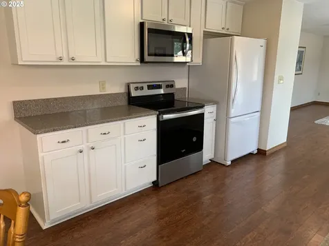 2515 NW 29th Street Corvallis OR 97330