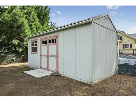 1240 N Juniper Street Canby OR 97013