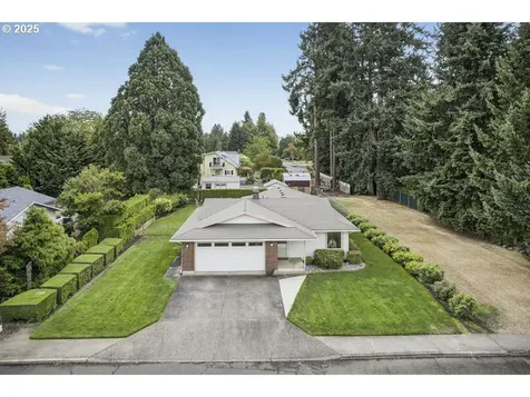 1240 N Juniper Street Canby OR 97013