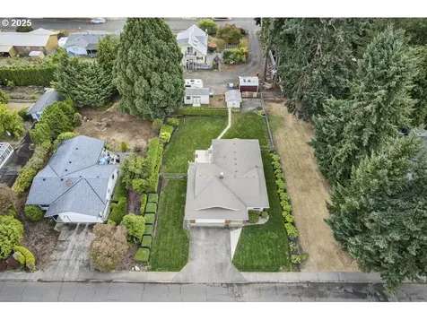 1240 N Juniper Street Canby OR 97013