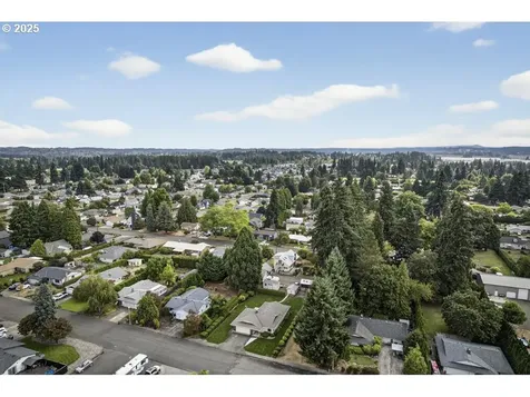 1240 N Juniper Street Canby OR 97013