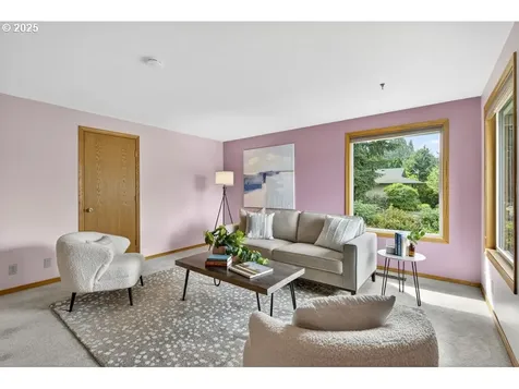 1240 N Juniper Street Canby OR 97013