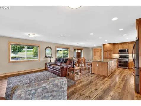 9732 SE Ladera Court Damascus OR 97089