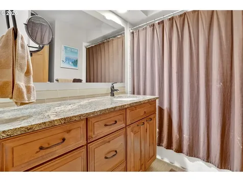 9732 SE Ladera Court Damascus OR 97089