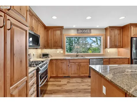 9732 SE Ladera Court Damascus OR 97089