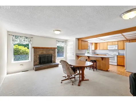 2769 Summer Lane Eugene OR 97404