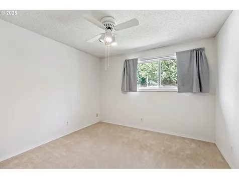2769 Summer Lane Eugene OR 97404