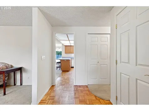 2769 Summer Lane Eugene OR 97404