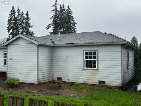 421 S Ivy Street Canby OR 97013