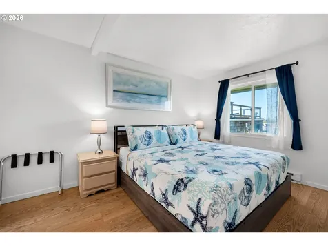 1022 N Prom Seaside OR 97138