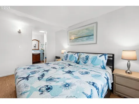 1022 N Prom Seaside OR 97138