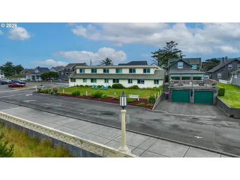 1022 N Prom Seaside OR 97138