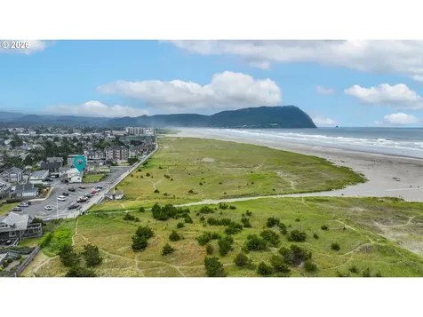 1022 N Prom Seaside OR 97138