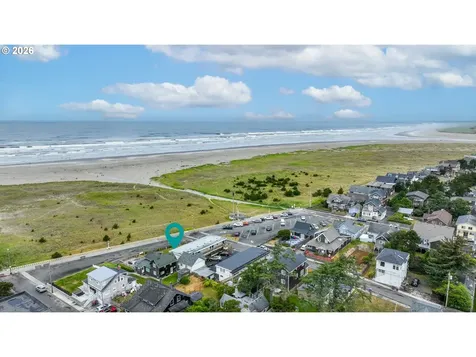 1022 N Prom Seaside OR 97138