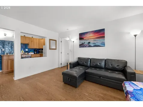 1022 N Prom Seaside OR 97138