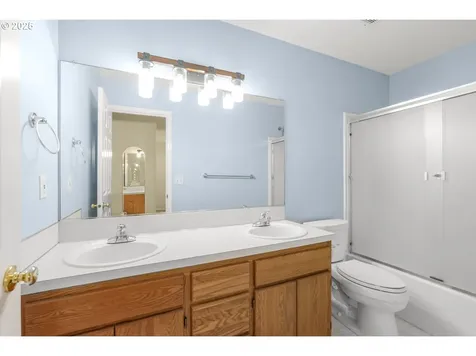 1255 NE 17th Avenue Hillsboro OR 97124