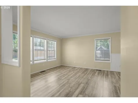 1255 NE 17th Avenue Hillsboro OR 97124