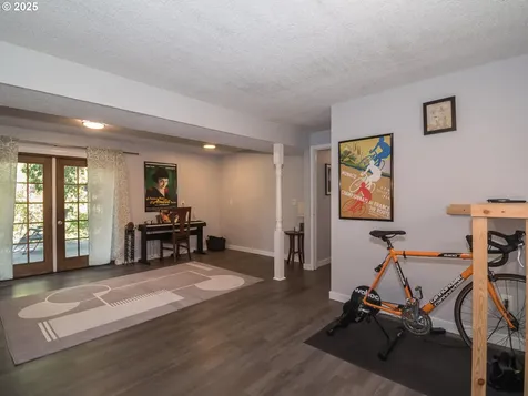 210 SE La Mesa Court Gresham OR 97080