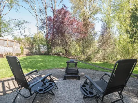 210 SE La Mesa Court Gresham OR 97080