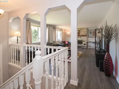 210 SE La Mesa Court Gresham OR 97080