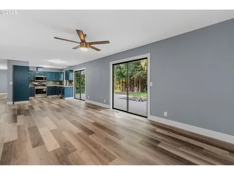 12202 NE 23rd Street Vancouver WA 98684