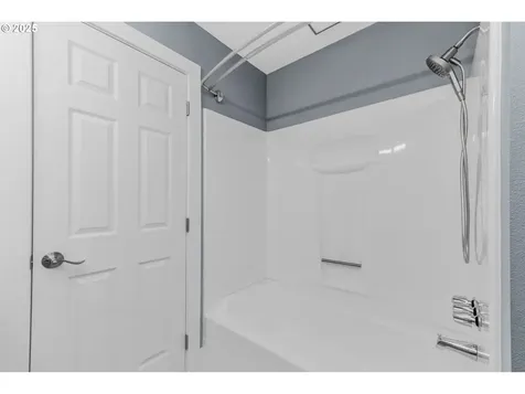 12202 NE 23rd Street Vancouver WA 98684