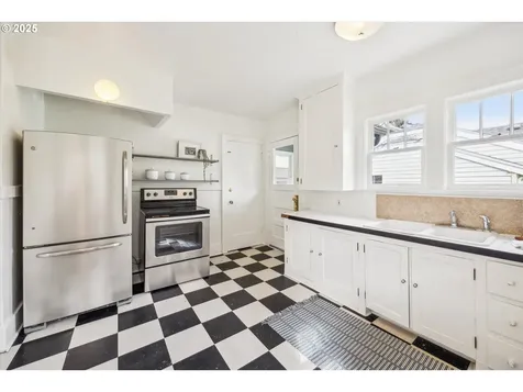 4417 SE 31st Avenue Portland OR 97202