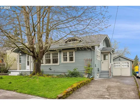 4417 SE 31st Avenue Portland OR 97202