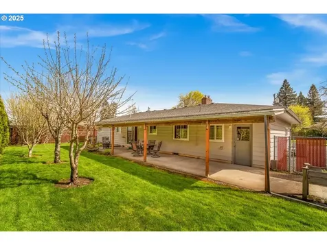 2627 15th Avenue Forest Grove OR 97116