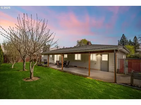2627 15th Avenue Forest Grove OR 97116