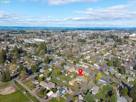 2627 15th Avenue Forest Grove OR 97116