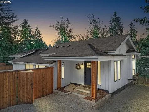 14824 S Redland Road Oregon City OR 97045