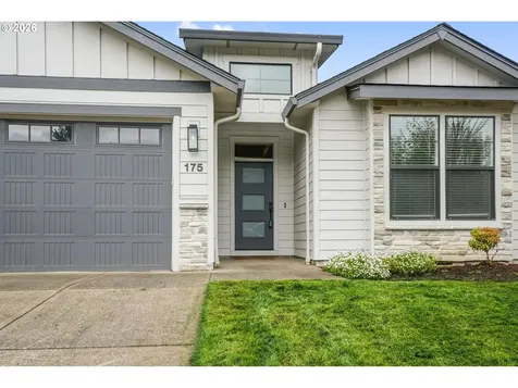 175 NW Beaver Court Dallas OR 97338