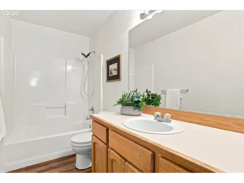 512 NW 147th Street Vancouver WA 98685