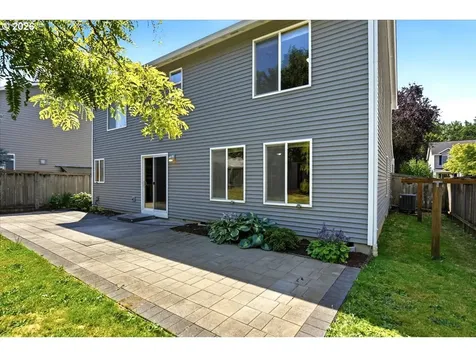 512 NW 147th Street Vancouver WA 98685