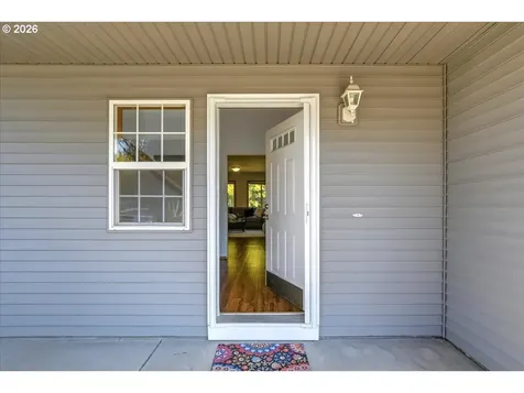 512 NW 147th Street Vancouver WA 98685