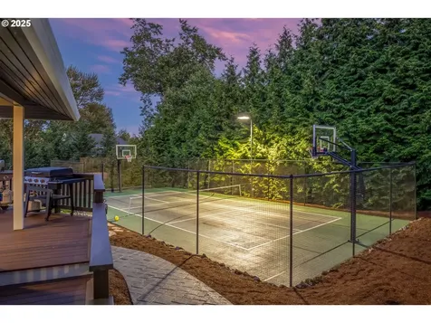 14940 SW 141st Avenue Portland OR 97224