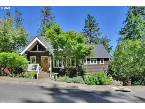 151 Spencers Crest Drive Eugene OR 97405