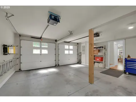 151 Spencers Crest Drive Eugene OR 97405